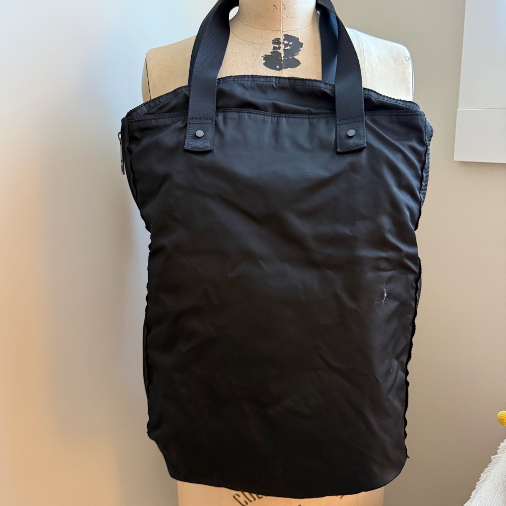 Lululemon Tote